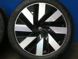 Original Volvo XC 90 Typ L 21 Zoll 8-Speichen-Design Sommerräder Alufelgen 32358293 Schwarz glanzgedreht Sommerreifen 99,9% - Bild 11