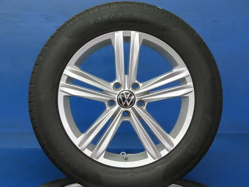Original VW Tiguan VW Tiguan Allspace 18 Zoll Sebring Winterräder + RDKS 5NA601025M Silber Winterreifen 2x 7 mm 2x 8 mm - Bild 1