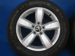 Original VW T-Roc 16 Zoll Corvara Winterräder Alufelgen 2GA601025Q Silber Winterreifen 4x 7 mm - Bild 10