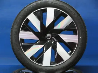 Original Volvo XC 90 Typ L 21 Zoll 8-Speichen-Design Sommerräder Alufelgen 32358293 Schwarz glanzgedreht Sommerreifen 99,9% - Bild 1