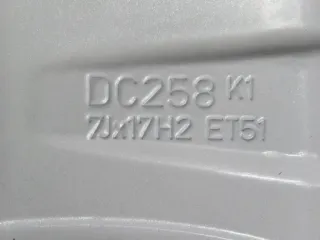 Original Mercedes V-Klasse Typ W447 bis 02/2024 Mercedes Vito Typ 447 Mercedes Vito Tourer Typ 447 17 Zoll 5-Speichen-Rad Winterräder + RDKS Alufelgen A4474014800 Silber - Bild 6