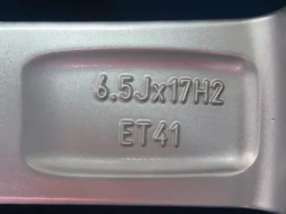 Original VW Passat Limousine VW Passat Variant 17 Zoll Helsinki Winterräder 3G0601025C Silber 2x 6,6 mm / 2x 7,5 mm - Bild 6