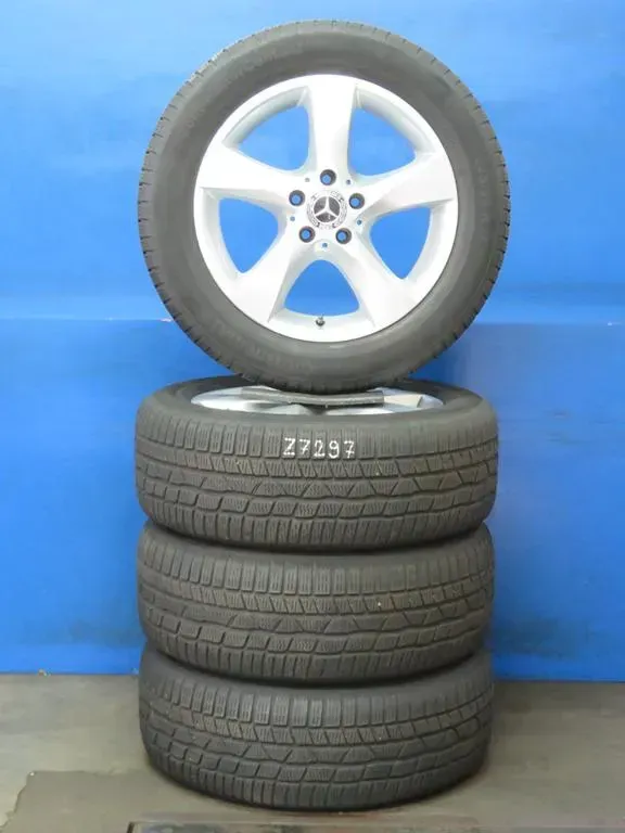 Original Mercedes V-Klasse Typ W447 bis 02/2024 Mercedes Vito Typ 447 Winterräder 17 Zoll 5-Speichen-Rad RDKS Silber Winterreifen gebraucht - Bild 1