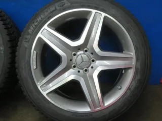 Original Mercedes GLE 450 4-Matic Typ 166 Mercedes GLE 43 AMG Typ 166 20 Zoll AMG-5-Arm-Speichen-Rad Winterräder + RDKS A1664012002 Grau Winterreifen 100% - Bild 13