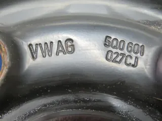 Original VW T-Roc Audi Q2 16 Zoll Stahlrad Winterräder 5Q0601027CJ Schwarz Winterreifen 2x 6 mm / 2x 7 mm - Bild 5