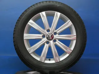 Original VW Touran II 17 Zoll Alufelgen Trondheim Winterräder 5TA601025B Silber Winterreifen 2x 7,3 mm / 2x 4,5 - 5 mm - Bild 1
