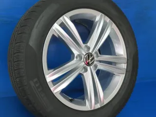 Original VW Tiguan VW Tiguan Allspace 18 Zoll Sebring Winterräder Alufelgen 5NA601025M Silber Winterreifen 4x 6,6 mm - Bild 3