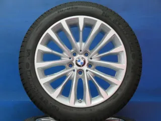 Original BMW 5er Typ G30 / G31 Winterräder Alufelgen 18 Zoll W-Speiche Styling 632 RDKS 6863418 Silber Winterreifen 4x 7 mm - Bild 1