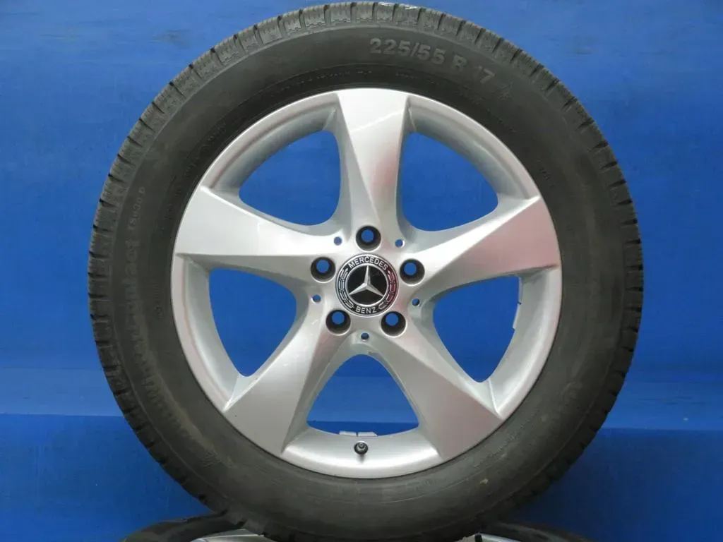 Original Mercedes V-Klasse Typ W447 bis 02/2024 Mercedes Vito Typ 447 Winterräder 17 Zoll 5-Speichen-Rad RDKS Alufelgen A4474012200 Silber Winterreifen 2x 6,2 mm / 2x 6,8 mm - Bild 1