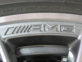 Original Mercedes Benz C63 S E Performance AMG W206 S206 Limousine T-Modell 19 Zoll AMG-Kreuzspeichen-Rad Winterräder + RDKS Alufelgen A2064012900 + A2064012400 Silber Winterreifen - Bild 4