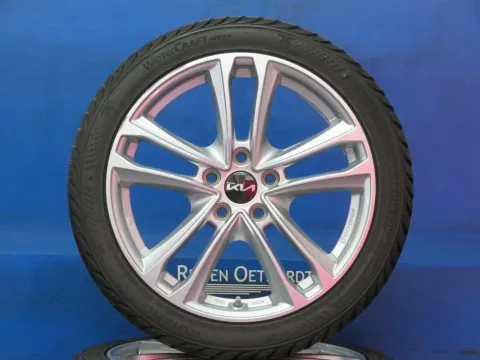 Background image for Original Kia Ceed Typ CD Winterräder Alufelgen 18 Zoll 5-Doppelspeichen-Design Winterräder + RDKS KH27 7518 Silber Winterreifen 2x 6 mm / 2x 8 mm