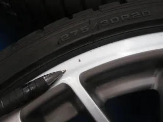 Tesla Model 3 Perfomance Highland 20 Zoll Alufelgen Impatto Winterräder + RDKS Silber Winterreifen 2x 8,1 mm 2x 7,7 mm - Bild 9