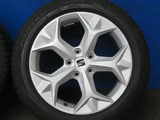 Original Seat Ateca 17 Zoll Nevada Winterräder Alufelgen 575071497H Silber Winterreifen 2x 8 mm / 2x 8,3 mm - Bild 12