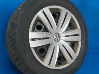 Original VW Touran II 16 Zoll Stahlrad Winterräder 5QA601027.... Schwarz Winterreifen 2x 5,5 mm / 2x 6 mm - Bild 3