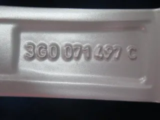 Original VW Passat Limousine Typ B8 VW Passat Variant Typ B8 VW T-Roc + Cabrio 17 Zoll Merano Winterräder 3G0071497C Silber Winterreifen 2x 6,4 mm / 2x 7,7 mm - Bild 5