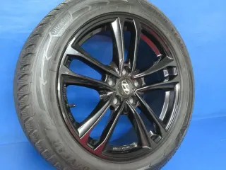 Original Hyundai Tucson Typ NX4 18 Zoll 5-Doppelspeichen-Design Winterräder Alufelgen + RDKS KH27 7518 Schwarz Winterreifen 4x 7,2 mm - Bild 3