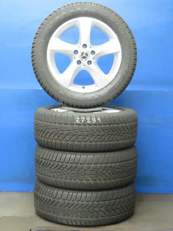 Original Mercedes V-Klasse Typ W447 bis 02/2024 Mercedes Vito Typ 447 Winterräder 17 Zoll 5-Speichen-Rad RDKS Silber Winterreifen gebraucht - Bild 1