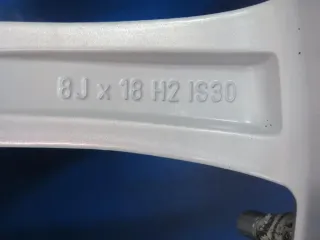 Original BMW 5er Typ G30 / G31 Winterräder Alufelgen 18 Zoll W-Speiche Styling 632 RDKS 6863418 Silber Winterreifen 4x 7 mm - Bild 6