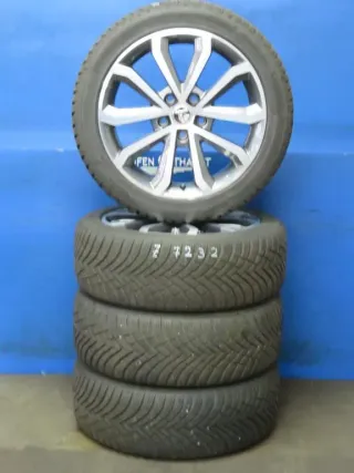 Original Skoda Octavia III Typ 5E 17 Zoll Hawk Winterräder Alufelgen 5E0601025BQ Anthrazit Winterreifen 2x 7,5 mm / 2x 7,8 mm - Bild 2