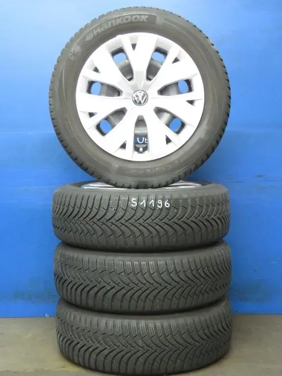 Original VW T-Cross VW Taigo Skoda Kamiq 16 Zoll Stahlfelge Winterräder 2Q0601027AE Schwarz Winterreifen 2x 6 mm / 2x 7 mm - Bild 1