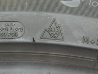 2x Winterreifen 325/35 R22 114W Michelin Pilot Alpin 5 SUV 4123 2x 6,1 mm - Bild 7