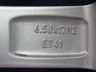 Original VW Passat Limousine VW Passat Variant 17 Zoll Helsinki Winterräder 3G0601025C Silber 2x 6,2 mm / 2x 7,4 mm - Bild 6