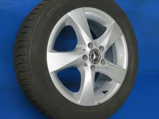 Original Mercedes V-Klasse Typ W447 bis 02/2024 Mercedes Vito Typ 447 Winterräder 17 Zoll 5-Speichen-Rad RDKS Silber Winterreifen gebraucht - Bild 3