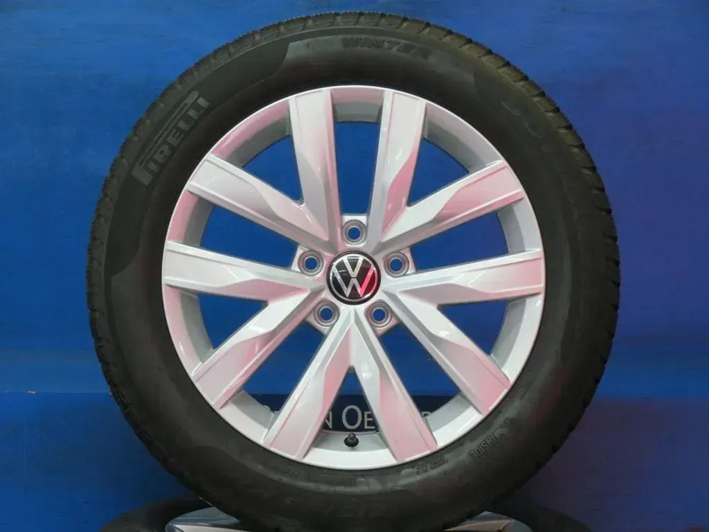 Original VW Arteon VW Passat Alltrack 17 Zoll Winterräder Alufelgen 3G8601025 Silber Winterreifen 2x 6,6 mm / 2x 7,4 mm - Bild 1