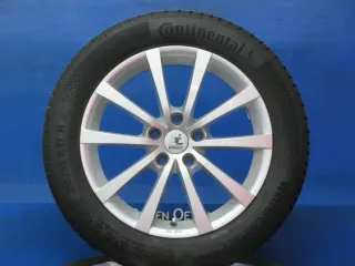 VW Passat VW T-Roc Seat Ateca Skoda Karoq Skoda Octavia Winterräder gebraucht Winterreifen Alufelgen 17 Zoll - Bild 1
