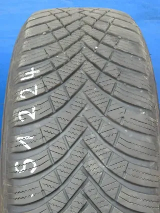 Original VW Touran II 16 Zoll Stahlrad Winterräder 5QA601027.... Schwarz Winterreifen 2x 5,5 mm / 2x 6 mm - Bild 12