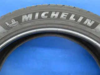 4x Winterreifen 285/40 R22 110V + 325/35R22 114W Michelin Pilot Alpin 5 SUV 2x 7,6 mm 2x 7 mm - Bild 11