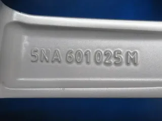 Original VW Tiguan VW Tiguan Allspace 18 Zoll Sebring Winterräder + RDKS 5NA601025M Silber 2x 6 mm 2x 6,9 mm - Bild 5