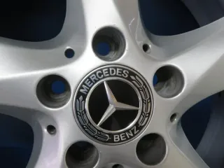 Original Mercedes V-Klasse Typ W447 bis 02/2024 Mercedes Vito Typ 447 Winterräder 17 Zoll 5-Speichen-Rad RDKS Silber Winterreifen gebraucht - Bild 10