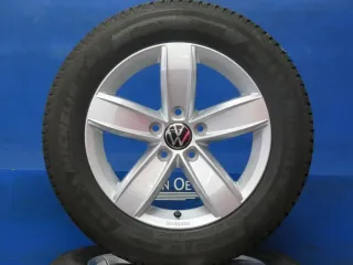 Original VW T-Roc 16 Zoll Corvara Winterräder Alufelgen 2GA601025Q Silber Winterreifen 2x 6,2 mm / 2x 6,7 mm - Bild 1