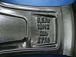 Original Mercedes C-Klasse Limousine Typ W205 Mercedes C-Klasse T-Model Typ S205 Mercedes C-Klasse Coupe Typ C205 18 Zoll Original Winterräder + RDKS A2054014600 Schwarz 7,2 mm - Bild 10