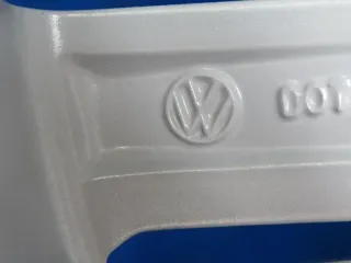 Original VW Tiguan VW Tiguan Allspace 19 Zoll Auckland Winterräder 5NA601025F Silber 4x 8,3 mm Winterreifen Alufelgen 5NA601025N - Bild 6