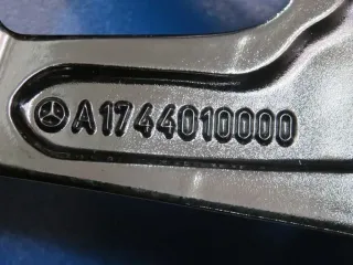 Original CLA-Klasse + Shooting Brake C174 / X174 Fahrzeugtyp MMCLAH Baureihe 1783 / 1786 17 Zoll Winterräder + RDKS A1744010000 Winterreifen 2x 6,7 mm / 2x 7,2 mm - Bild 5