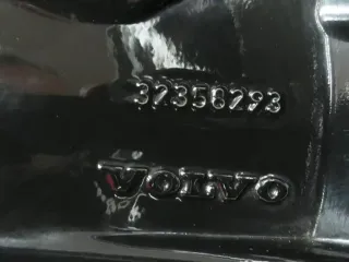 Original Volvo XC 90 Typ L 21 Zoll 8-Speichen-Design Sommerräder Alufelgen 32358293 Schwarz glanzgedreht Sommerreifen 99,9% - Bild 5
