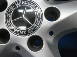 Original Mercedes V-Klasse Typ W447 bis 02/2024 Mercedes Vito Typ 447 Winterräder 17 Zoll 5-Speichen-Rad RDKS Silber Winterreifen gebraucht - Bild 13