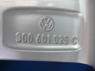 Original VW Passat Limousine VW Passat Variant 17 Zoll Helsinki Winterräder 3G0601025C Silber 2x 6,6 mm / 2x 7,5 mm - Bild 5