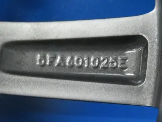 Original Cupra Leon 18 Zoll 10-Arm-Design Winterräder Alufelgen 5FA601025E Anthrazit Winterreifen 2x 7,5 mm / 2x 8,3 mm - Bild 5