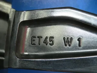 Original VW ID.7 19 Zoll Winterräder Alufelgen Hudson 14B071499 Schwarz Winterreifen 2x 8,4 mm 2x 7,2 mm - Bild 6