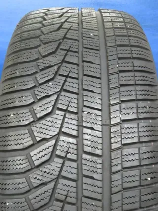 Original Mercedes A-Klasse Mercedes B-Klasse Mercedes CLA 18 Zoll Y-Speichen-Rad Winterräder + RDKS A1774010600 Termolit-metallic Winterreifen - Bild 9