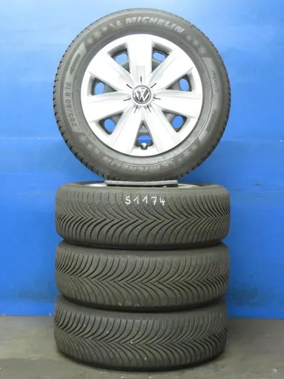Original VW T-Roc Audi Q2 16 Zoll Stahlrad Winterräder 5Q0601027CJ Schwarz Winterreifen Michelin 2x 6 mm / 2x 6,3 mm - Bild 1