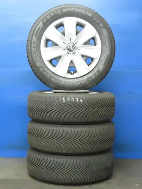 Background image for Original VW T-Roc Audi Q2 16 Zoll Stahlrad Winterräder 5Q0601027CJ Schwarz Winterreifen Michelin 2x 6 mm / 2x 6,3 mm
