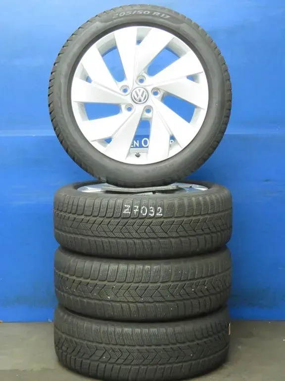 Original VW Golf 8 17 Zoll Belmond Winterräder Alufelgen 5H0601025B Silber Winterreifen 2x 6 mm / 2x 6,3 mm - Bild 1