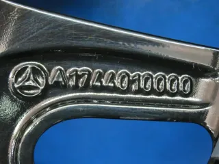 Original CLA-Klasse + Shooting Brake C174 / X174 Fahrzeugtyp MMCLAH Baureihe 1783 / 1786 17 Zoll Winterräder + RDKS A1744010000 Winterreifen 2x 6,7 mm / 2x 7 mm - Bild 5