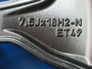Original Mercedes A-Klasse Mercedes B-Klasse Mercedes CLA 18 Zoll 5-Speichen-Rad Winterräder + RDKS A1774010500 Schwarz Winterreifen - Bild 6