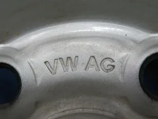 Original VW Caddy V Typ 2K7 17 Zoll Stahlrad Winterräder 5R3601027A Silber Winterreifen 4x 8 mm - Bild 6