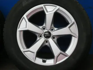 Original Audi Q3 Sportback Typ F3 Audi Q3 SUV Typ F3 17 Zoll 5-Arm-Design Winterräder Alufelgen 83A601025AL Silber Winterreifen 2x 5,7 mm / 2x 7,1 mm - Bild 14